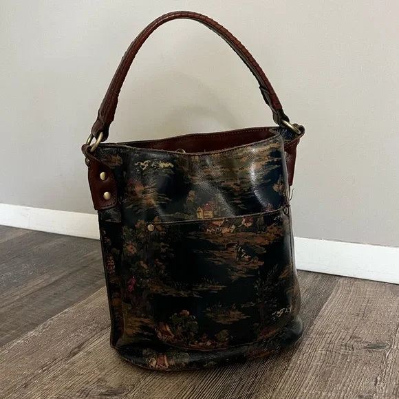 Patricia Nash Kent Countryside Bucket Bag - Picture 2 of 8